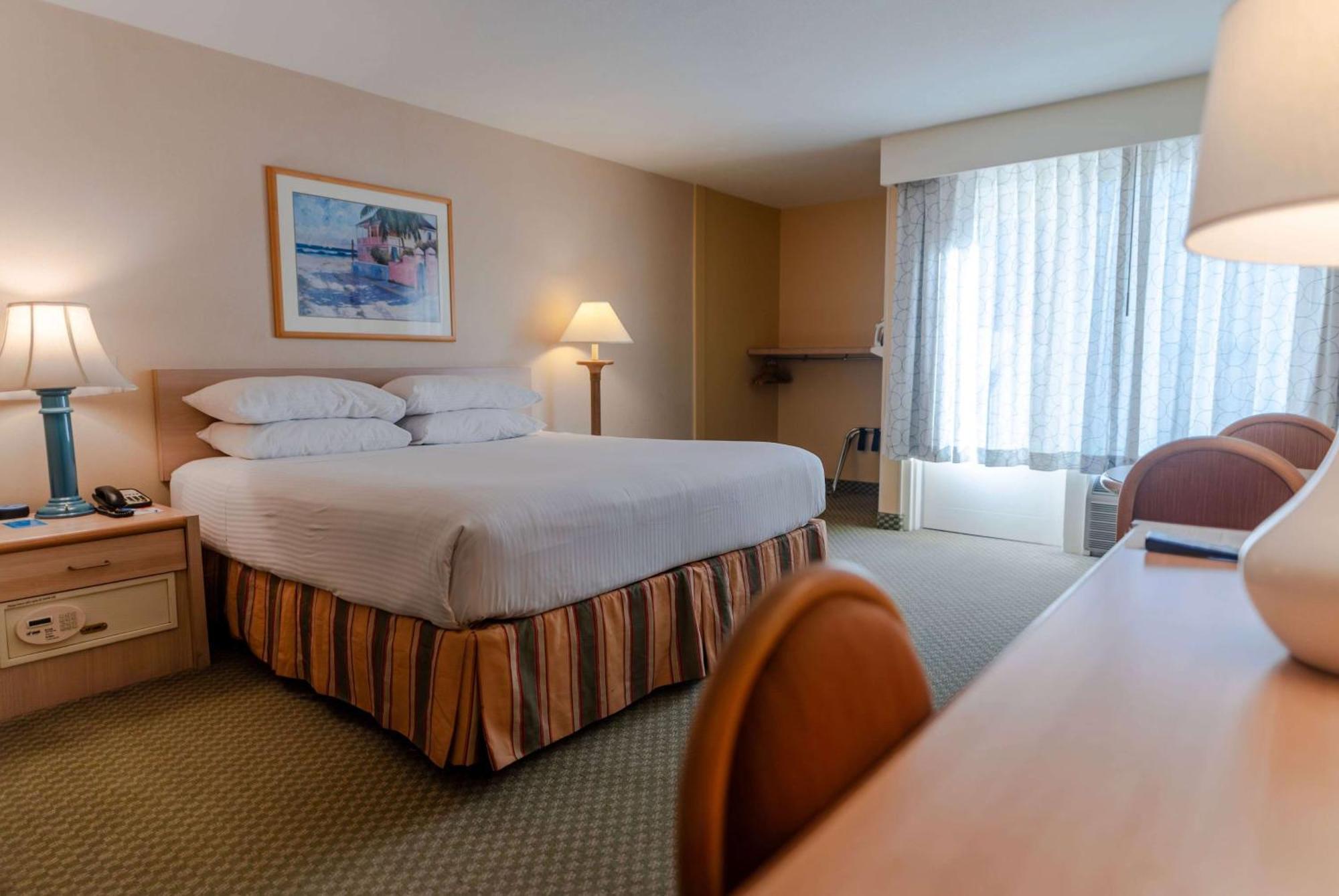 Howard Johnson By Wyndham Anaheim Hotel & Water Playground Extérieur photo